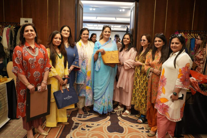 Senior BJP leader, Dr Hina Shafi Bhat inaugurating FICCI FLO JKL’s exhibition in Srinagar.