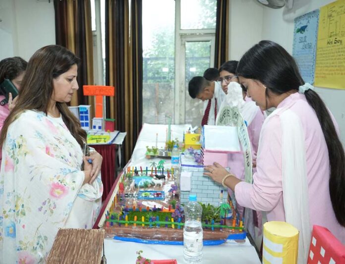 Guests inspecting innovative models prepared by students during exhibition at SCERT Jammu. Guests inspecting innovative models prepared by students during exhibition at SCERT Jammu.