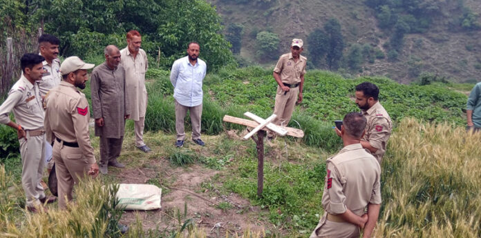 Opium crop being destroyed by police in Lowang area of Bani on Monday. —Excelsior/Nishant Opium crop being destroyed by police in Lowang area of Bani on Monday. —Excelsior/Nishant