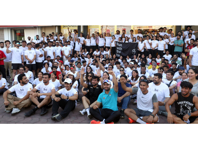 Fitness enthusiasts participating in large numbers during Monalisa's 