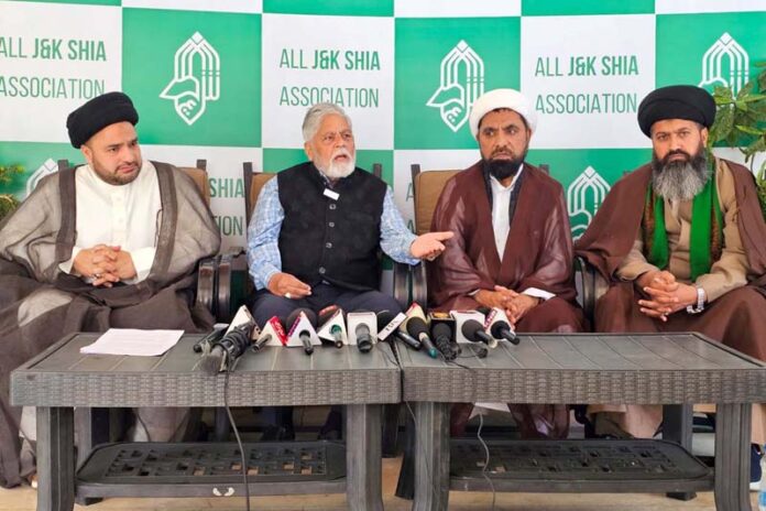 Members of All J&K Shia Association led by General Secretary Abid Hussain Ansari during a press conference in Srinagar on Wednesday. -Excelsior/Shakeel