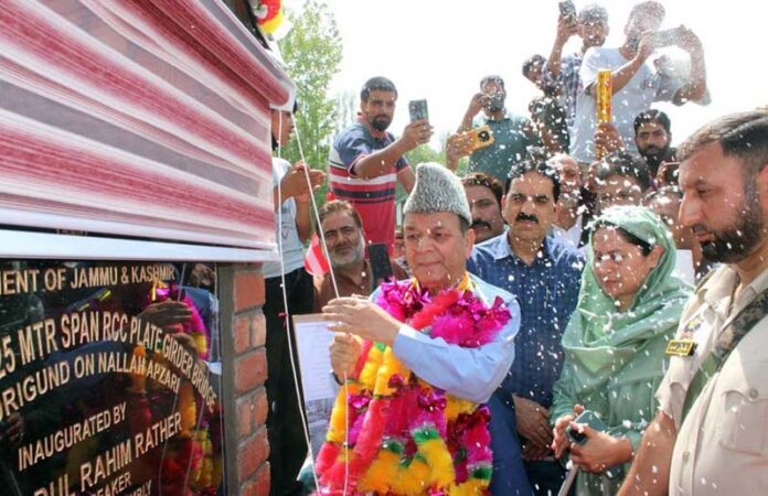 Speaker LA inaugurating newly constructed double lane bridge at Budgam on Wednesday. Speaker LA inaugurating newly constructed double lane bridge at Budgam on Wednesday.