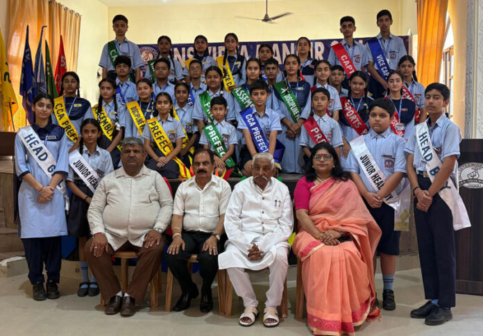 Newly elected students council posing along with dignitaries.