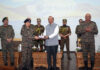 LG Vinai Kumar Saxena felicitating medical team led by Brigadier (Dr) Sanjay Kumar Mishra in Leh.