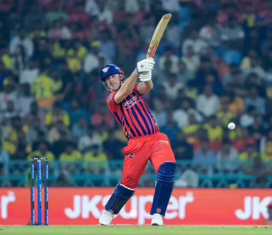 Mitchell Marsh playing a shot during his inning of 90 runs in 38 balls against CSK in Lucknow.