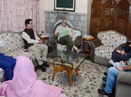 CM interacting with a depuation at Srinagar on Friday.