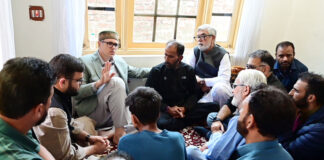 CM Omar Abdullah meeting family of minor girl brutally murdered in Budgam on Tuesday.