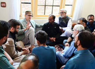 CM Omar Abdullah meeting family of minor girl brutally murdered in Budgam on Tuesday.