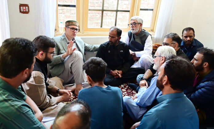 CM Omar Abdullah meeting family of minor girl brutally murdered in Budgam on Tuesday. CM Omar Abdullah meeting family of minor girl brutally murdered in Budgam on Tuesday.