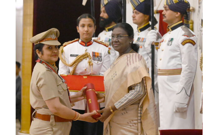 President Droupadi Murmu presenting the National Florence Nightingale Award 2026 to Sub Inspector Kulwinder Parhi on the occasion of International Nurses Day at Rashtrapati Bhavan, in New Delhi, on Tuesday. (UNI) President Droupadi Murmu presenting the National Florence Nightingale Award 2026 to Sub Inspector Kulwinder Parhi on the occasion of International Nurses Day at Rashtrapati Bhavan, in New Delhi, on Tuesday. (UNI)