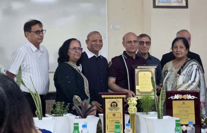 Dr Ashutosh Gupta and other dignitaries during Dr Ritu Gupta lecture series at GMC Jammu.