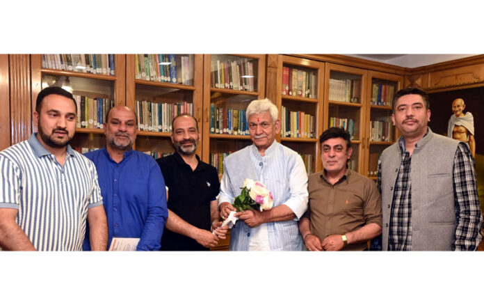 A delegation meeting LG on Sunday.
