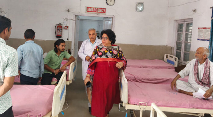 DHS Jammu Dr Poonam Sethi inspecting a ward at SDH Kot Bhalwal.