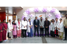Officials of Himalaya Wellness and faculty members of AIIMS Jammu posing together during donation of feeding pods in the Institute.