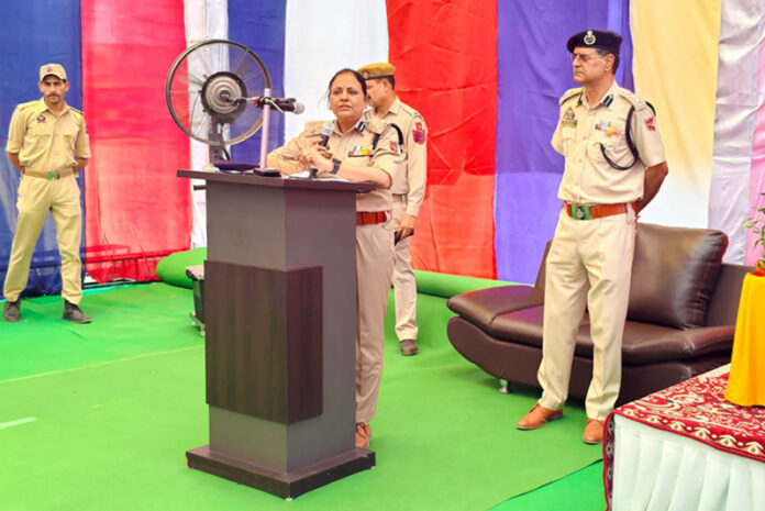 DIG Nisha Nathyal addressing the personnel of 19th IR Battalion in Kathua district on Thursday.