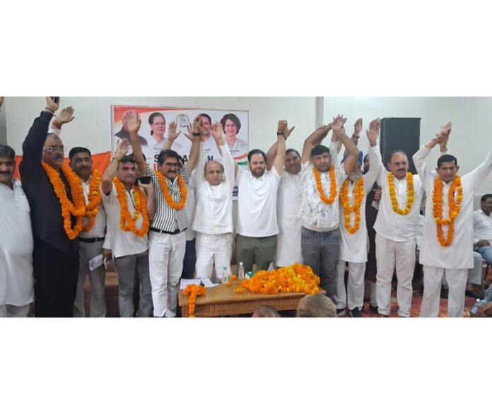 Congress leaders on dais during public meeting at Jourian. Congress leaders on dais during public meeting at Jourian.