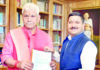 BJP spokesperson, Gaurav Gupta submitting a memorandum to Lt Governor, Manoj Sinha at Srinagar on Tuesday.