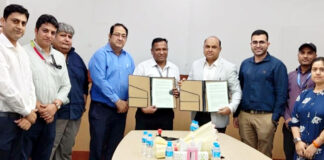 Dignitaries from Narayana Vaishno Devi Speciality Hospital and J&K Bank signing an MoU in Katra on Tuesday.