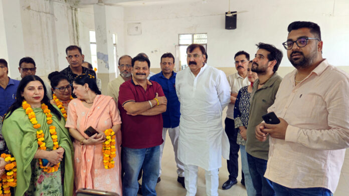 MLA Jammu West, Arvind Gupta during launch of renovation work of Vishwakarma Sabha Hall at Bakshi Nagar on Friday. MLA Jammu West, Arvind Gupta during launch of renovation work of Vishwakarma Sabha Hall at Bakshi Nagar on Friday.