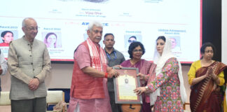 LG Honours Nari Shakti With Lal Ded National Award In A Ceremony At Srinagar