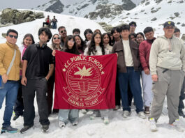 Students of KC Public School posing for a group photograph after reaching the 14,500-ft Saach Pass in Chamba district of Himachal Pradesh during their adventure expedition.