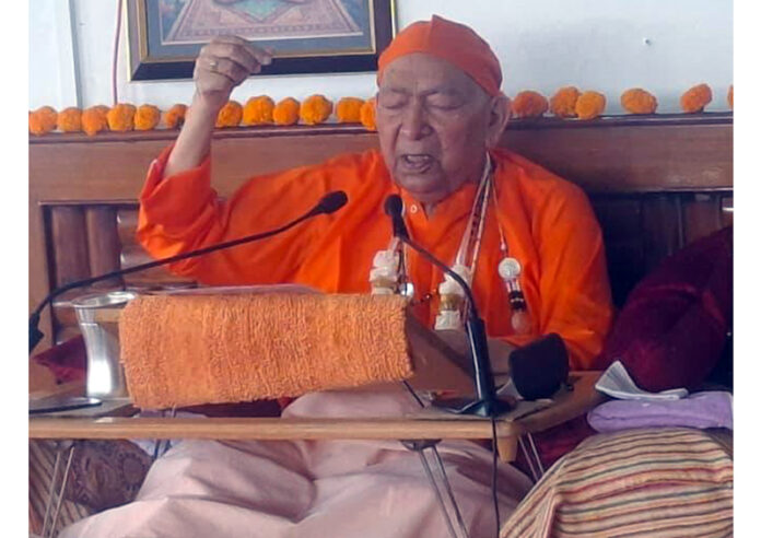 Swami Ram Swarup Ji, Yogacharya delivering Vedic sermons at Ved Mandir Yol (HP) Swami Ram Swarup Ji, Yogacharya delivering Vedic sermons at Ved Mandir Yol (HP)